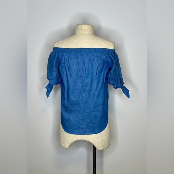Blue Off-Shoulder Button-Up Top - Picture 2 of 2